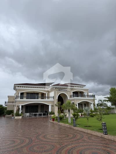 Premium Luxury 5 Kanal Fully Furnished Farmhouse | Grand Double Height Entrance | Gulberg Greens Islamabad