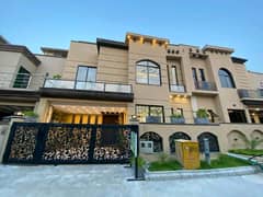 7 Marla Designer House Available For Sale