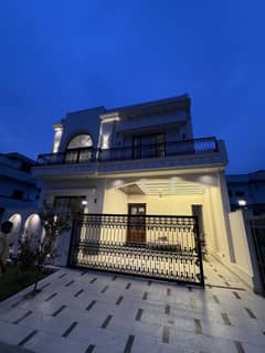 Brand New Luxury 7 Marla Designer House for Sale | Gulberg Residencia Block L| Designer House
