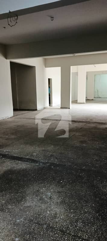DEFENCE PHASE 2 E X T GROUND FLOOR FOR RENT 3600 SQUARE FEET