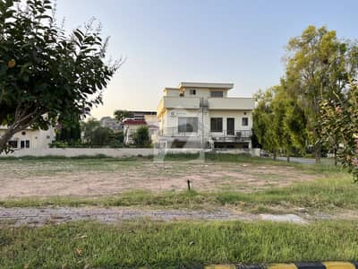Exclusive Offering: Premium Plot in Sector C Bahria Enclave