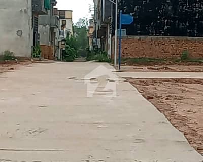 چٹھہ بختاور اسلام آباد میں 10 مرلہ رہائشی پلاٹ 1.5 کروڑ میں برائے فروخت۔