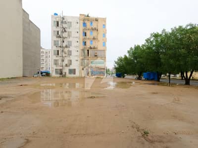 8 MARLA COMMERCAIL PLOT FOR SALE ON MAIN BOULEVARD NEAR BY CLOCK TOWER BAHRIA TOWN LAHORE