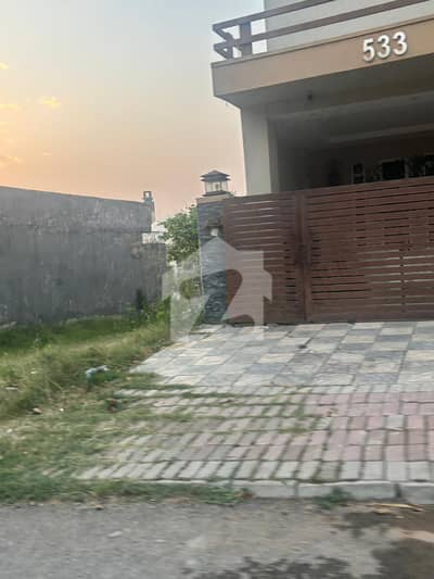 بحریہ ٹاؤن فیز 8 ۔ بلاک ایل بحریہ ٹاؤن فیز 8,بحریہ ٹاؤن راولپنڈی,راولپنڈی میں 5 مرلہ رہائشی پلاٹ 54.0 لاکھ میں برائے فروخت۔