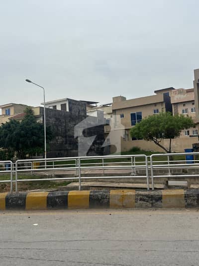 بحریہ ٹاؤن فیز 8 ۔ رفیع بلاک بحریہ ٹاؤن فیز 8,بحریہ ٹاؤن راولپنڈی,راولپنڈی میں 5 مرلہ رہائشی پلاٹ 70.0 لاکھ میں برائے فروخت۔
