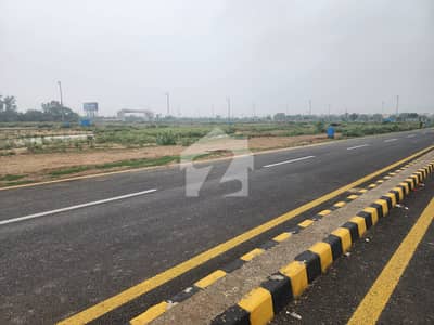 ڈی ایچ اے فیز9 پریزم - بلاک ایچ ڈی ایچ اے فیز9 پریزم,ڈی ایچ اے ڈیفینس,لاہور میں 1 کنال رہائشی پلاٹ 3.75 کروڑ میں برائے فروخت۔