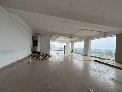 Defence Raya 8 Marla 4th Floor Apartment for Rent