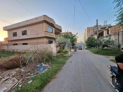 سوان گارڈن اسلام آباد میں 5 مرلہ رہائشی پلاٹ 75.0 لاکھ میں برائے فروخت۔
