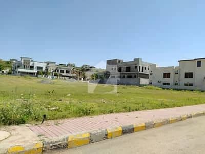 بحریہ ٹاؤن فیز 8 ۔ عثمان بلاک بحریہ ٹاؤن فیز 8 ۔ سفاری ویلی,بحریہ ٹاؤن فیز 8,بحریہ ٹاؤن راولپنڈی,راولپنڈی میں 7 مرلہ رہائشی پلاٹ 68.0 لاکھ میں برائے فروخت۔