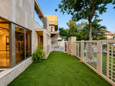 Swimming Pool Sauna Steam Brand New House Is For SALE