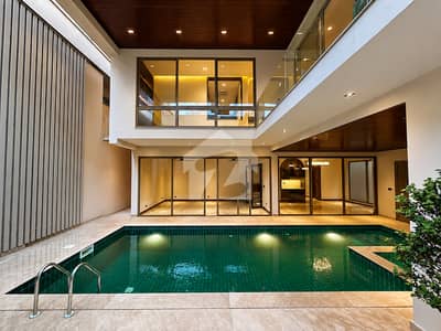 Swimming Pool Sauna Steam Brand New House Is For SALE