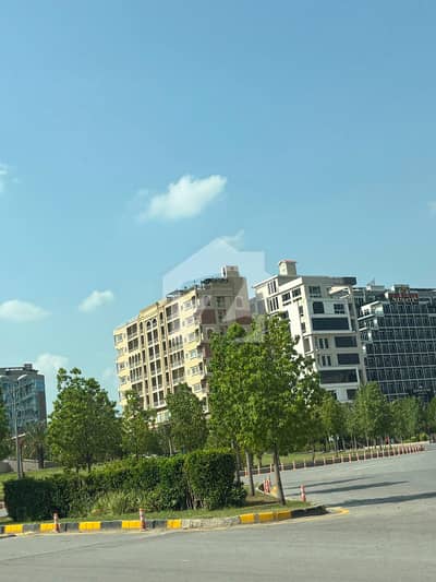 بحریہ بزنس ڈسٹرکٹ بحریہ ٹاؤن فیز 8,بحریہ ٹاؤن راولپنڈی,راولپنڈی میں 1 کنال کمرشل پلاٹ 17.0 کروڑ میں برائے فروخت۔
