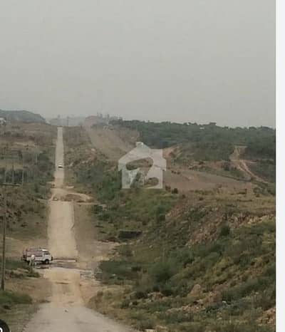 سی پندرہ اسلام آباد میں 1 کنال رہائشی پلاٹ 3.3 کروڑ میں برائے فروخت۔