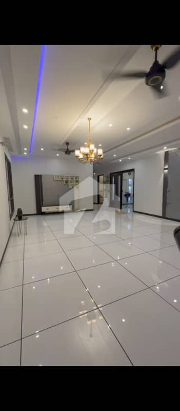 Luxurious 150 Yards Bungalow For Sale Luxurious 150 Yards Bungalow For Sale