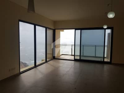 EMAAR OCEANFRONT, 3 BED LUXURY APARTMENT FOR RENT IN CORAL TOWERS.