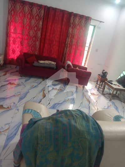 چنار باغ ۔ پنجاب بلاک چنار باغ,لاہور میں 2 کمروں کا 1 کنال مکان 95.0 ہزار میں کرایہ پر دستیاب ہے۔ چنار باغ ۔ پنجاب بلاک چنار باغ,لاہور میں 2 کمروں کا 1 کنال مکان 95.0 ہزار میں کرایہ پر دستیاب ہے۔