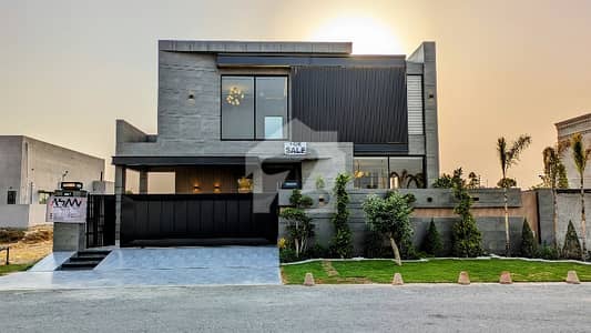 ONE KANAL MODERN HOUSE FOR SALE IN REASONABLE PRICE