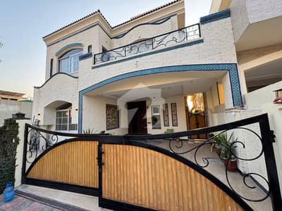 Basement House Available For Sale Sector C1 25kv Solar System Installed And 7ac Inverters Basement House Available For Sale Sector C1 25kv Solar System Installed And 7ac Inverters