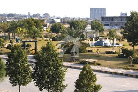 To Location , Back Open Plot For Sale