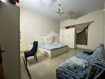400 Yds Ground Floor Separate Portion For Rent