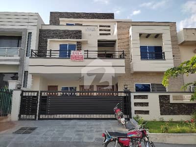 40x80 Beautifull House For Rent In G13