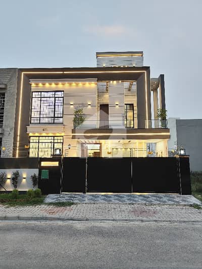 بحریہ ٹاؤن - جناح ایکسٹینشن بلاک بحریہ ٹاؤن سیکٹر ای,بحریہ ٹاؤن,لاہور میں 5 کمروں کا 10 مرلہ مکان 4.3 کروڑ میں برائے فروخت۔ بحریہ ٹاؤن - جناح ایکسٹینشن بلاک بحریہ ٹاؤن سیکٹر ای,بحریہ ٹاؤن,لاہور میں 5 کمروں کا 10 مرلہ مکان 4.3 کروڑ میں برائے فروخت۔