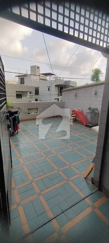 SPACIOUS TOWN HOUSE AVAILABLE FOR SALE, URGENT SALE OFFER WILL WORK !!