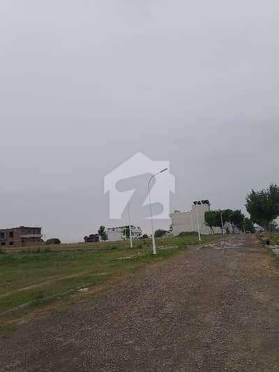 V Block 7 Marla Develop possession plot Available For Sale In Gulberg Rasidencia Islamabad