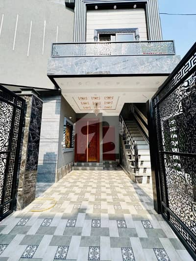ڈی ایچ اے 9 ٹاؤن ۔ بلاک ڈی ڈی ایچ اے 9 ٹاؤن,ڈیفنس (ڈی ایچ اے),لاہور میں 3 کمروں کا 5 مرلہ مکان 1.2 لاکھ میں کرایہ پر دستیاب ہے۔