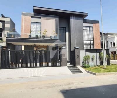 سٹی ہاؤسنگ سوسائٹی گوجرانوالہ میں 6 کمروں کا 14 مرلہ مکان 6.7 کروڑ میں برائے فروخت۔ سٹی ہاؤسنگ سوسائٹی گوجرانوالہ میں 6 کمروں کا 14 مرلہ مکان 6.7 کروڑ میں برائے فروخت۔