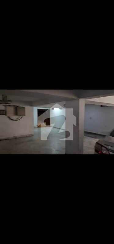 گلشنِ اقبال - بلاک 14 گلشنِ اقبال,گلشنِ اقبال ٹاؤن,کراچی میں 7 کمروں کا 16 مرلہ علاوہ 25.0 کروڑ میں برائے فروخت۔ گلشنِ اقبال - بلاک 14 گلشنِ اقبال,گلشنِ اقبال ٹاؤن,کراچی میں 7 کمروں کا 16 مرلہ علاوہ 25.0 کروڑ میں برائے فروخت۔