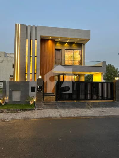 10 Marla House Non furnished for sale in Quaid block Bahria Town Lahore