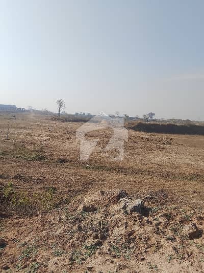 B Block 5kanal Catting Area Corner Plot Available On Sale Gulberg Green Islamabad