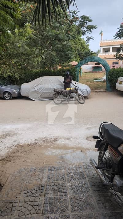 سادی ٹاؤن - بلاک 2 سعدی ٹاؤن,سکیم 33,کراچی میں 3 مرلہ کمرشل پلاٹ 1.24 کروڑ میں برائے فروخت۔