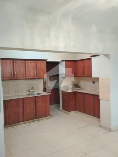 1800 Square Feet Flat In Gulistan-e-Jauhar - Block 10 For rent