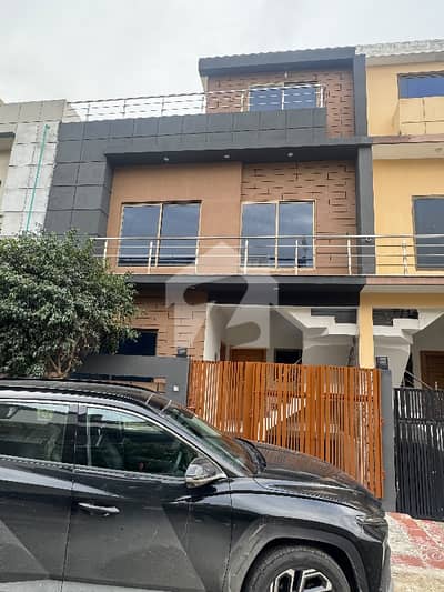 Brand New House For Sale in Multi Garden B17 islamabad Block F Size 25x50
