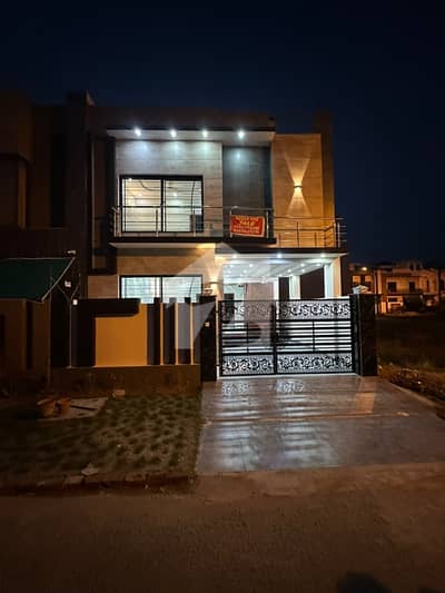 5 MARLA ULTRA MODERN DESIGN HOUSE FOR SALE IN DHA RAHBER