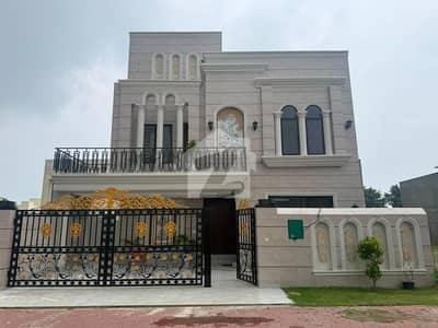 10 Marla Used House For Sale In Bahria Town Sector C Lahore | 5 Bed | Only 2 Years Old | 3.80 Crore 10 Marla Used House For Sale In Bahria Town Sector C Lahore | 5 Bed | Only 2 Years Old | 3.80 Crore
