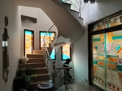 200 yards Upper Portion for rent in Clifton area karachi