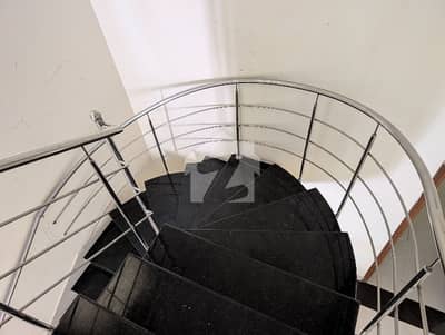 well maintained house for rent