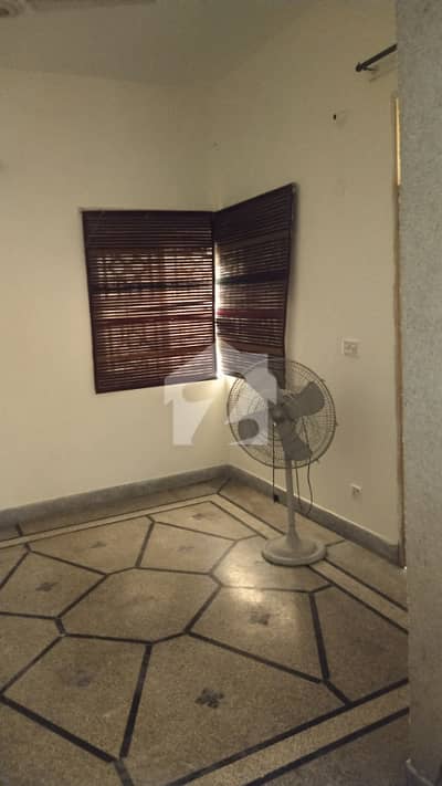 Wapda town g block 5 Mrla upper portion for rent