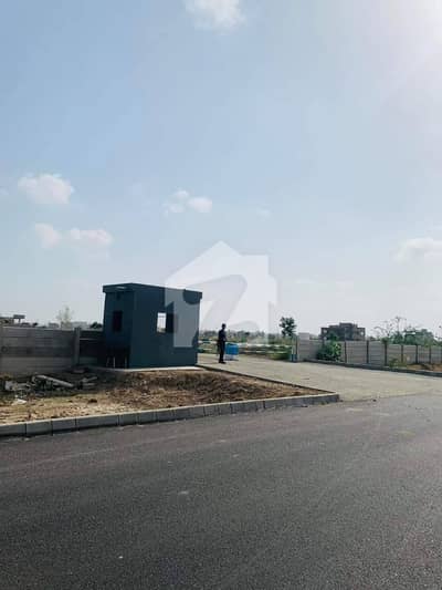 PIR AHMED ZAMAN TOWN BLOCK 2 445 YARDS FILE AVAILABLE FOR SALE