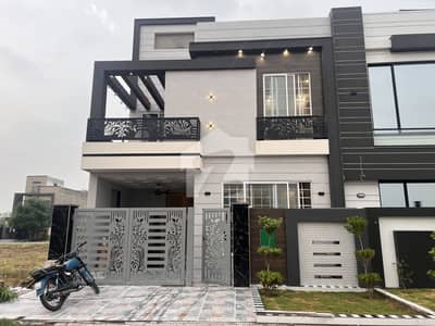 BRAND NEW HOUSE 5 MARLA FACING PARK AVAILABLE FOR SALE IN PHASE TWO BAHRIA ORCHARD LAHORE