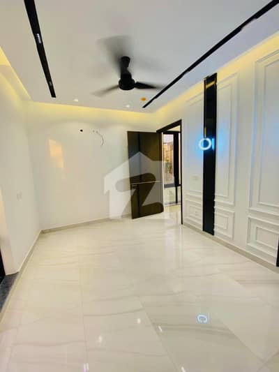 BRAND NEW UPPER PORTION FOR RENT IN VALENCIA TOWN LAHORE