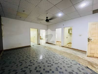 آئی ۔ 8 مرکز آئی ۔ 8,اسلام آباد میں 4 مرلہ Studio دفتر 1.3 لاکھ میں کرایہ پر دستیاب ہے۔ آئی ۔ 8 مرکز آئی ۔ 8,اسلام آباد میں 4 مرلہ Studio دفتر 1.3 لاکھ میں کرایہ پر دستیاب ہے۔