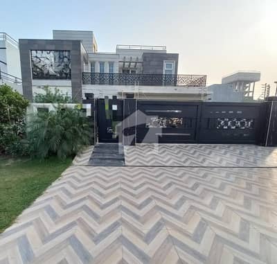 1 Kanal LIKE BRAND NEW Ultra Modern House For Sale In DHA Phase 7, Lahore Prime Location Near Raya
