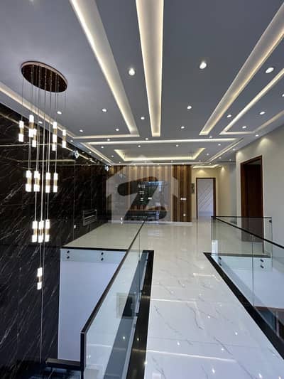 Kanal Beautiful House For Sale In Wapda Town