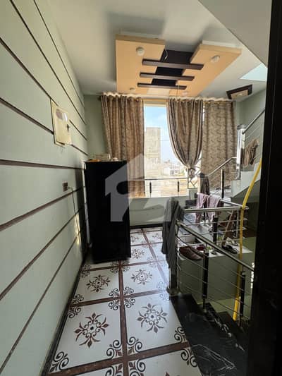 گلشنِ رُومی فیصل کنٹونمنٹ,کینٹ,کراچی میں 4 کمروں کا 2 مرلہ مکان 1.35 کروڑ میں برائے فروخت۔ گلشنِ رُومی فیصل کنٹونمنٹ,کینٹ,کراچی میں 4 کمروں کا 2 مرلہ مکان 1.35 کروڑ میں برائے فروخت۔