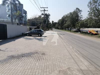 رائیونڈ روڈ لاہور میں 89 کنال کمرشل پلاٹ 19.5 ارب میں برائے فروخت۔