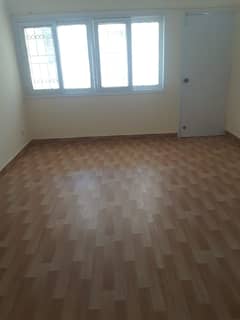 Chance deal Luxury 3 Bedroom Huge Bathroom Drawing Dining Lounge Kitchen Full Floor Apartment For Rent